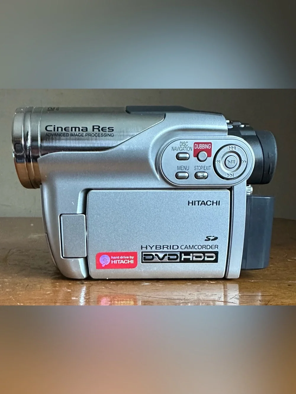 Hitachi DZ-HS300A DVD HDD USB Hybrid Handheld Video Camera Camcorder Recorder